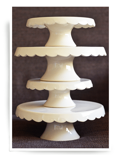 cream-cake-stand-w-waves-underneath-2-01