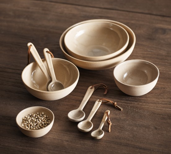 The Safi Stoneware Collection